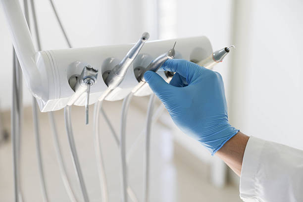 Professional Emergency Dentist technician working in Cedar Ridge, CA